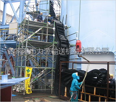 DJ大傾角帶式輸送機(jī)